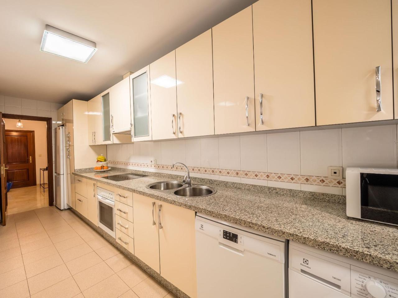 Malaga Center Experience - Premium Apartment Bagian luar foto