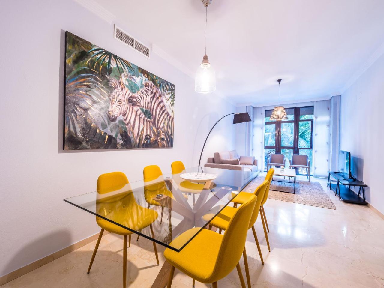 Malaga Center Experience - Premium Apartment Bagian luar foto